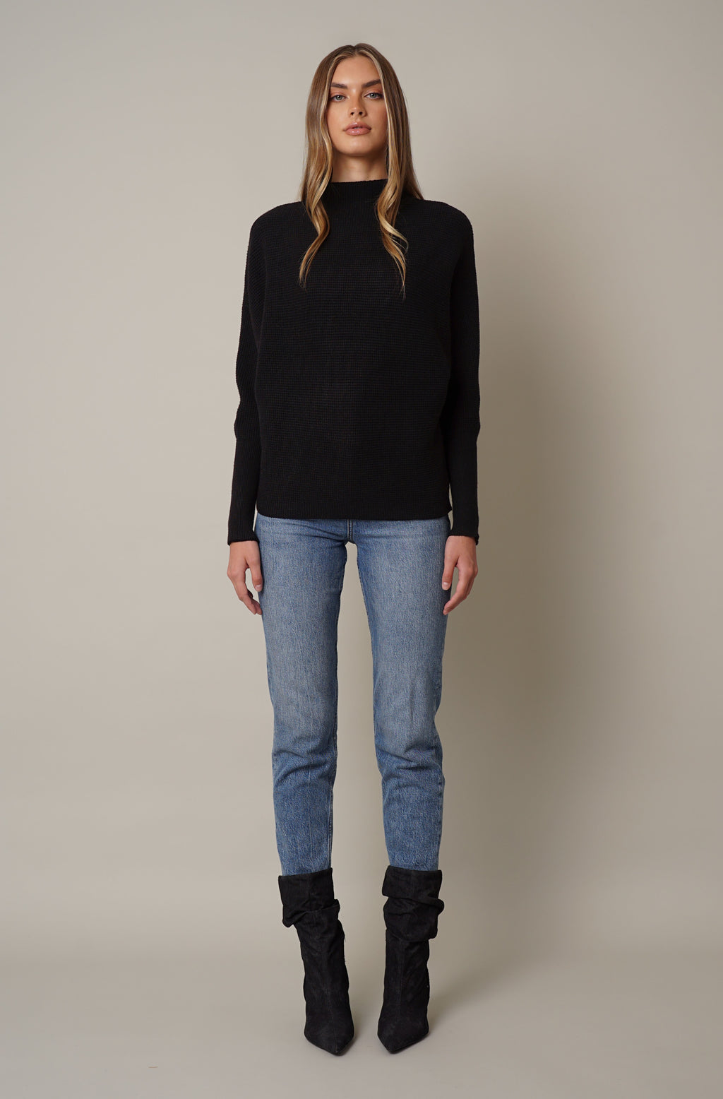 Directional Ribbed Funnel Neck – Eclipse