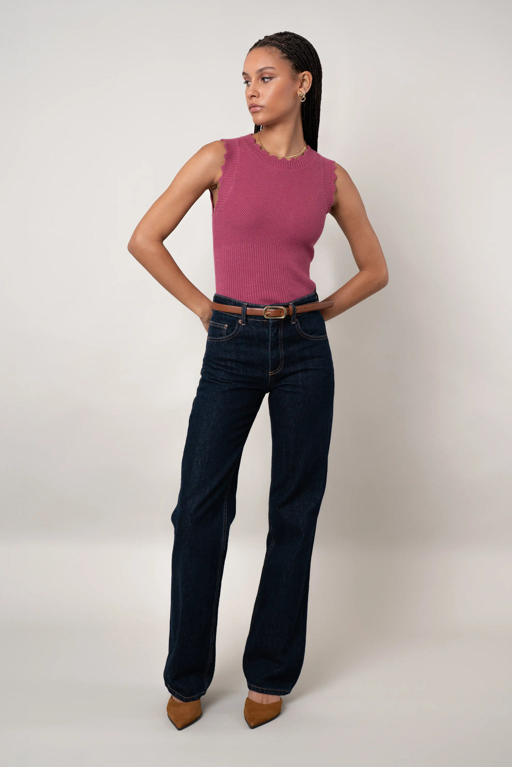Cyrus - The Textured Sleeveless Sweater