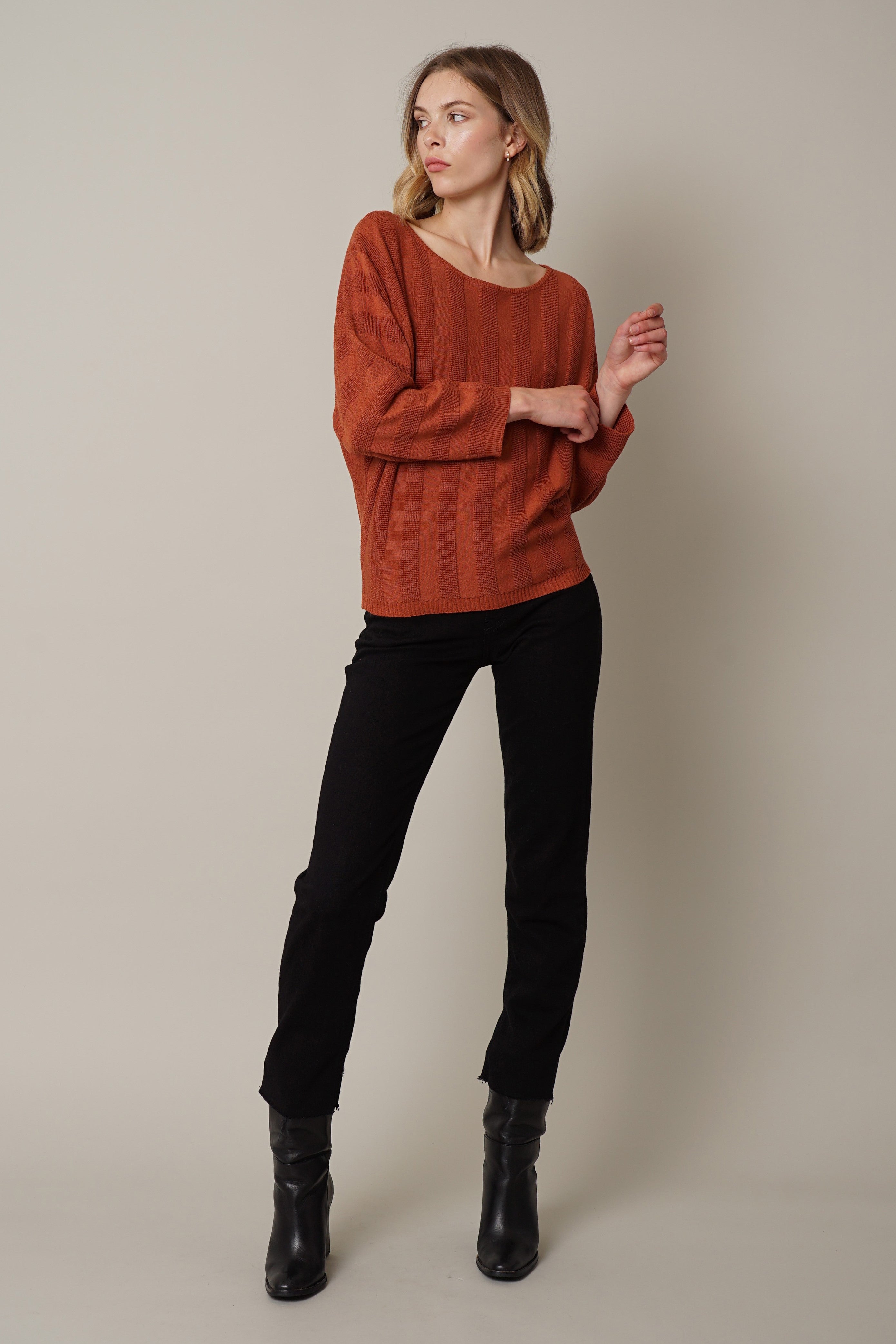 Cyrus - 3/4 Sleeve Dolman Sweater