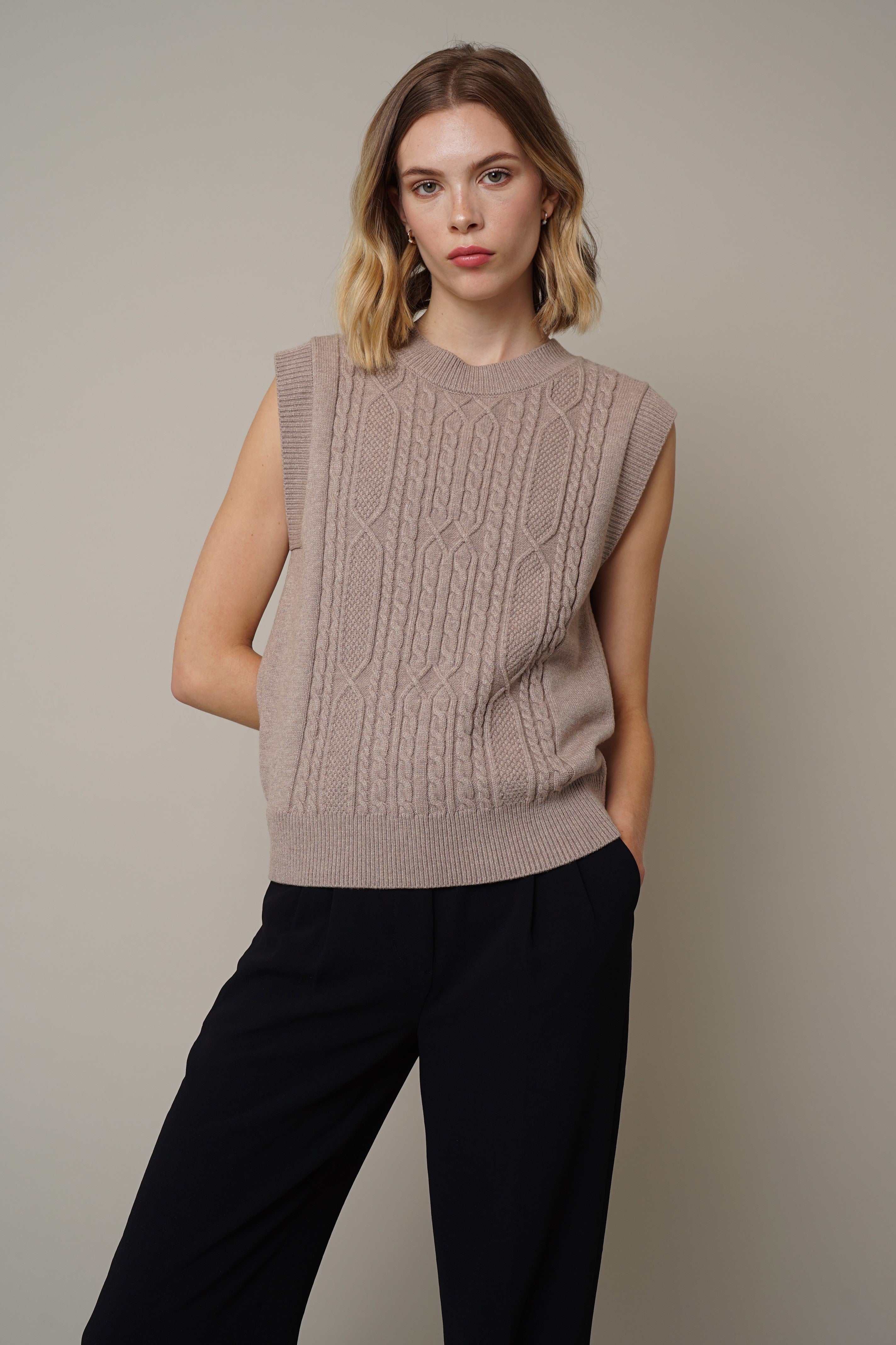 Cyrus - Cable Knit Sleeveless Top