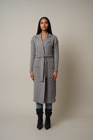 Model is wearing the Cable Knit Duster with Belt Tie in Medium Heather Grey.
