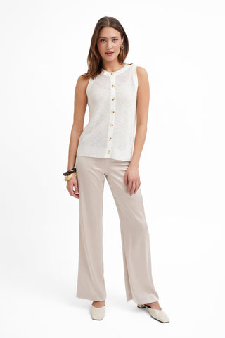 The Lightweight Button Tank