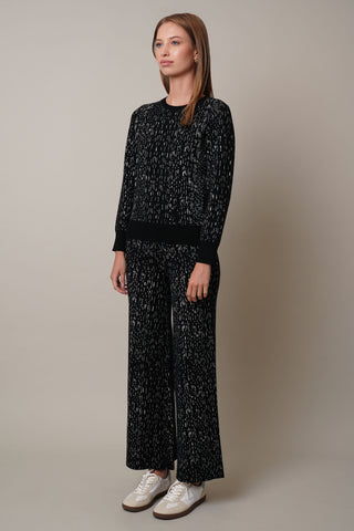 Model is wearing the Jacquard Pants Set in Black Combo