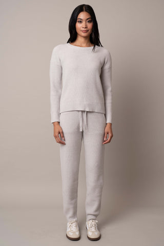 Model is wearing the waffle-pullover-pants-set in Grey Goose Heather