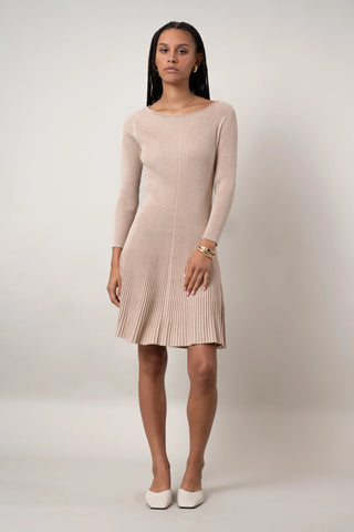Cyrus - The Pleated Knit Dress Oatmeal Cookie / S Cyrus - The Pleated Knit Dress Oatmeal Cookie / S
