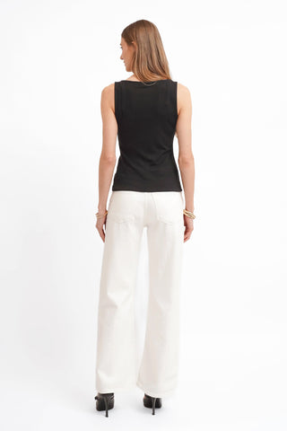 The Elevated Rib Tank