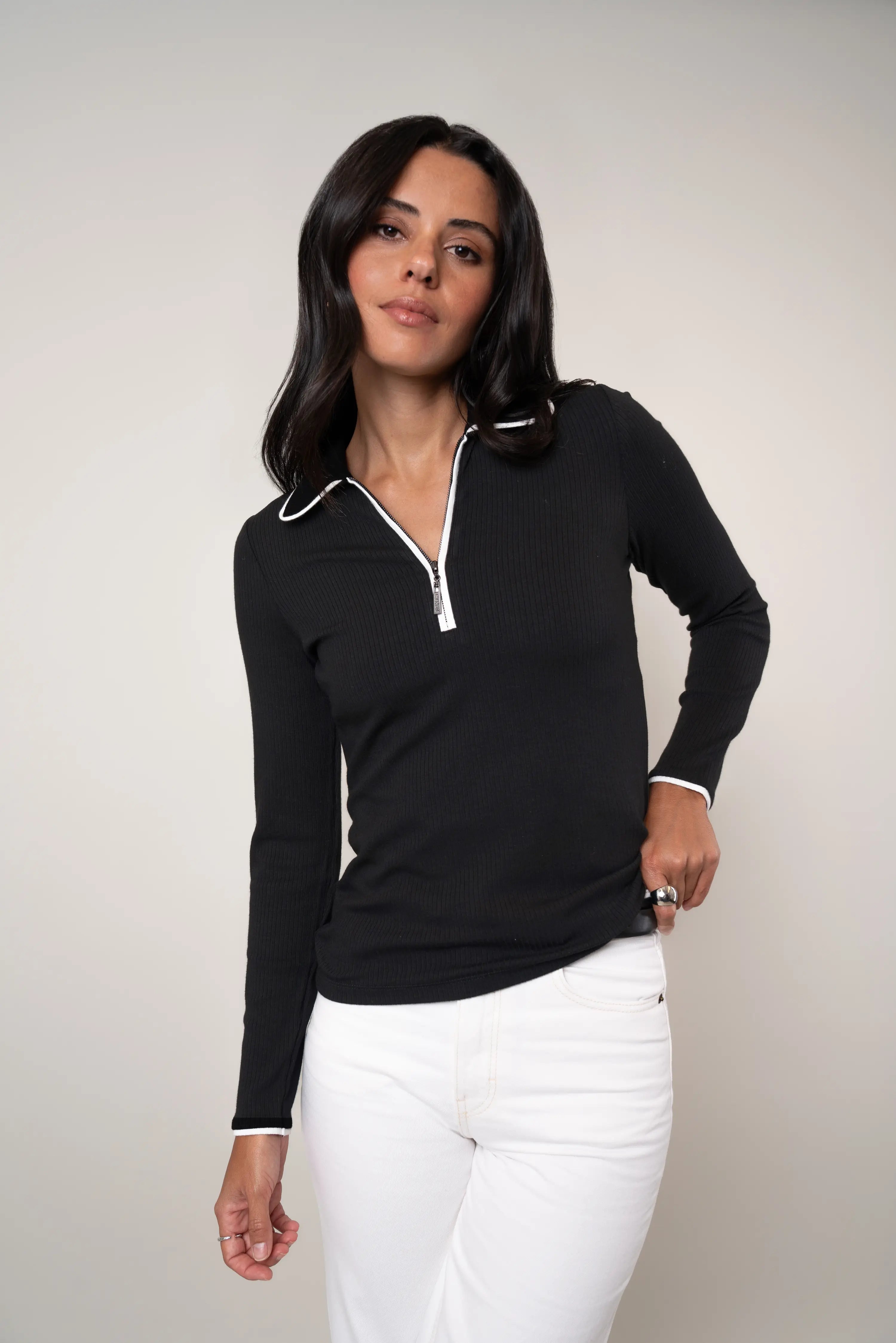 Cyrus - The Contrast Trim Zip Top